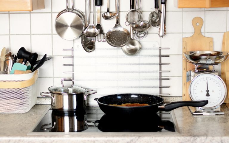 Laser Cutting Machine Applications in the Kitchen and Bath Industry Featured Image